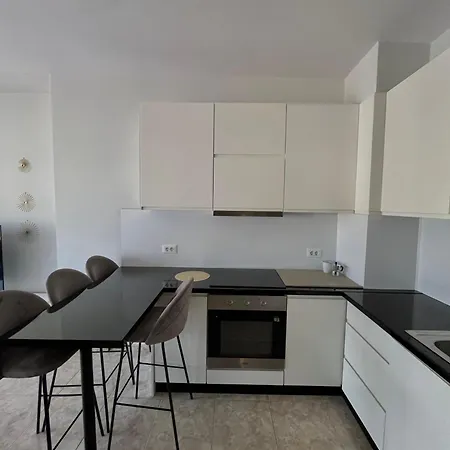 Appartamento Pazari View - Center Tirana